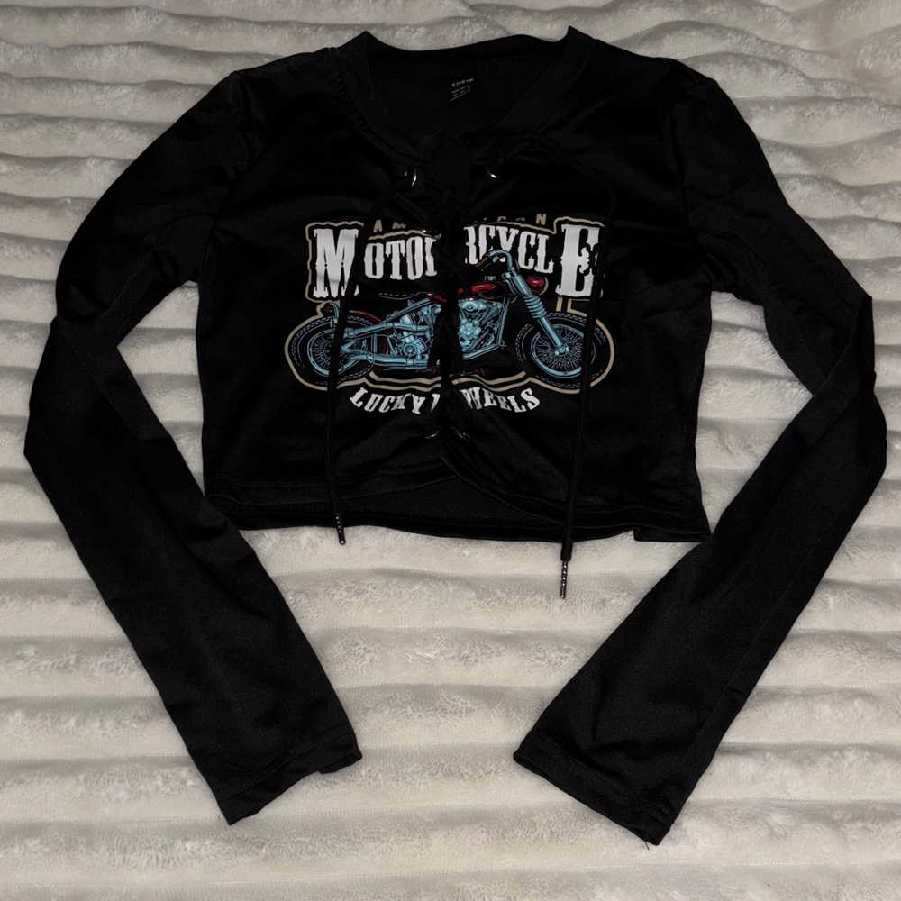 SHEIN lace up Long Sleeve Crop Top